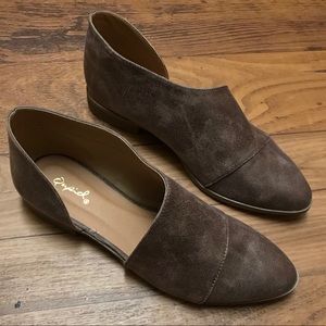 Qupid Tuxedo Pointed Toe Ballet Flat, Size 7